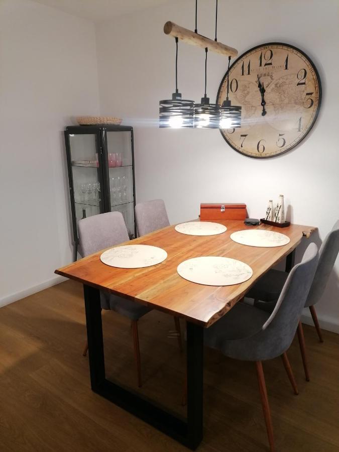 Stilvolle Wohnung An Der Alten Mainbruecke Würzburg Kültér fotó