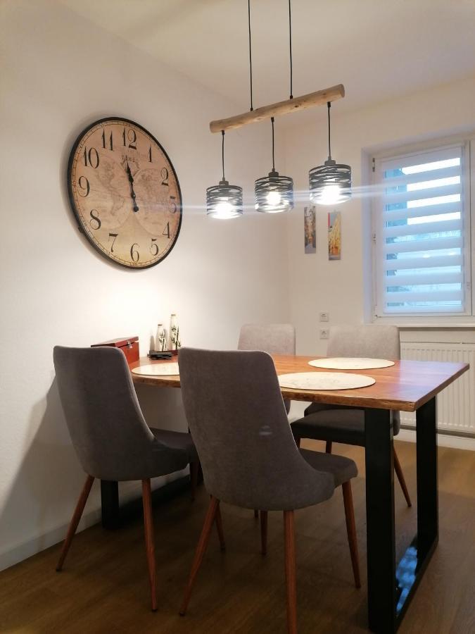 Stilvolle Wohnung An Der Alten Mainbruecke Würzburg Kültér fotó